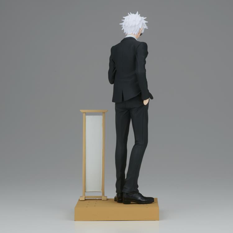 BANPRESTO DIORAMA FIGURE GOJO SATORU (SUIT VER.) - JUJUTSU KAISEN BANPRESTO DIORAMA FIGURE GOJO SATORU (SUIT VER.) - JUJUTSU KAISEN